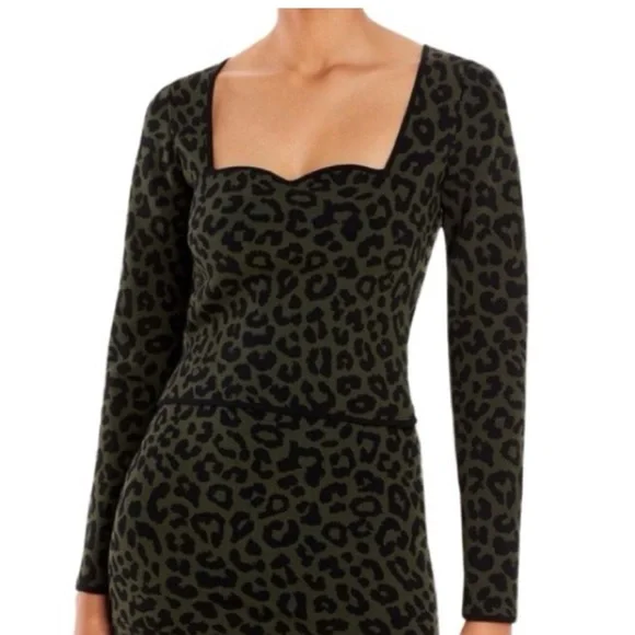 AQUA animal print sweater - Picture 1 of 7